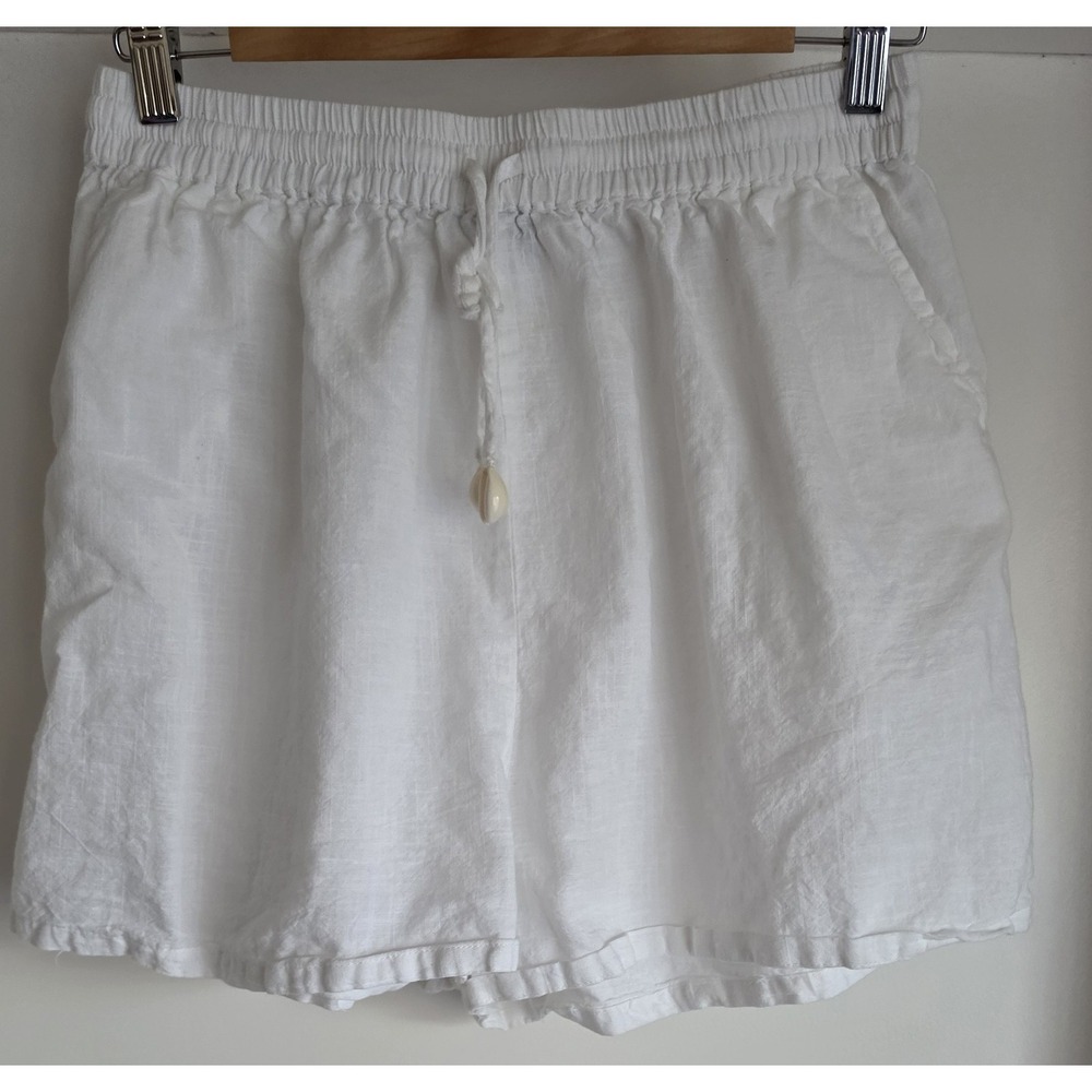 Club Z Collection Women's Cotton Shorts Size L White Solid Casual Resort Wear